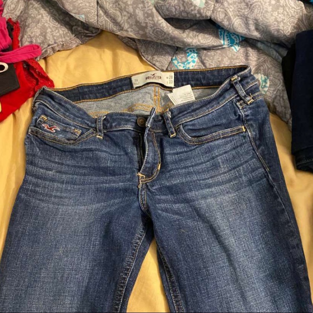 Hollister jeans